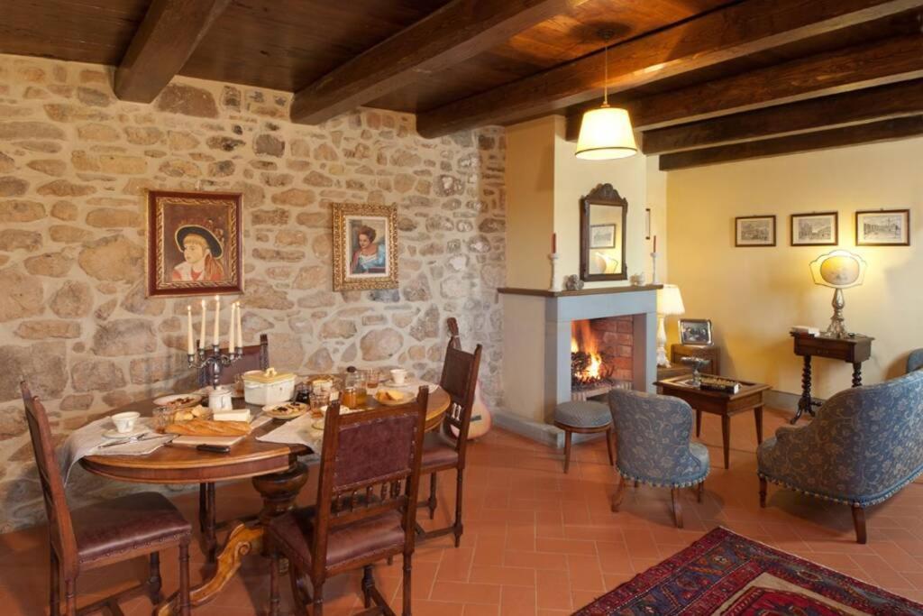Villa Liz Tuscany, Private Pool, Hot Tub, Property Fenced, Pets Allowed Poppi Exterior photo